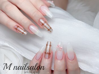 Mネイル/ホワイト|初回オフ無料