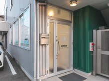 じぶんniプラス/サロン　入口　