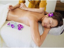 ロアレア(Loalea)の雰囲気（手のひらや腕に体重をのせ、深部まで心地よいリズムでマッサージ）