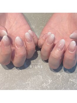 リッシュ(RICHE)/いちごミルクネイル