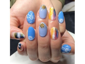 リエル(Riel)/手描きフラワー＆グラデネイル☆