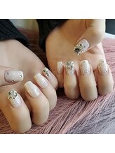 ローラネイル(Roller nail)/1色ストーン乗せ放題¥7000