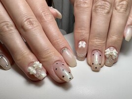 ガーリーネイル