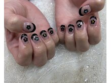 ネイルサロン ドレリッチ 心斎橋店(drerich)/黒フレンチ お花