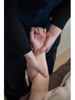 村の整骨院 鍼灸院/ハンドアロマトリートメント