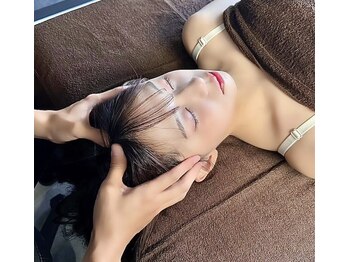 クリアランス 南青山(CLEARANCE)の写真/【迷ったらこれ！】毛穴洗浄＋カーボキシー＋ヘッドスパ¥9900→¥7700多くの理想を叶えてきた大人気店☆