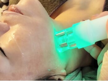 カルム 妙蓮寺(CALME)の写真/乾燥からのお肌のゴワつき・固さにオーガニックピーリングと美容液、ラジオ波&吸引タッピングでツヤ肌に☆