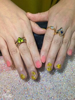 ユメ(YUME)/ミモザ花ネイル