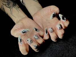 個性派ネイル