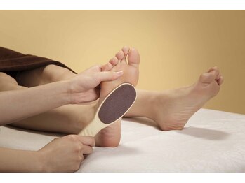 ル タン アトレ川崎店/【ドイツ式角質ケア】