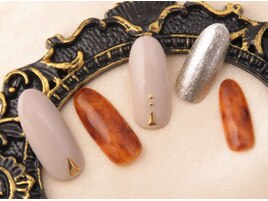 トレンドべっ甲デザイン♪