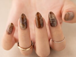 大人ブラウン　ミラーネイル