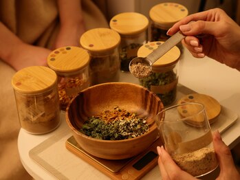 ラビットハンド(Rabbit hand)/よもぎ蒸し