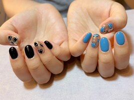 アシンメトリー　キャラクター