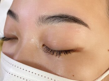 アースビューティー(EARTH BEAUTY)/アイブロウスタイリング