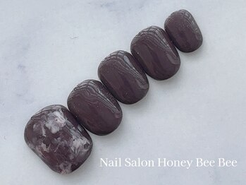 ハニービービー(Honey Bee Bee)/マーブルフットネイル