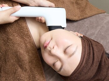 ココミエレ(COCO MIELE)の写真/【当店お勧め☆フォト美顔メニュー】美容機器のプロが選んだマシンでキメを整え透明感溢れるお肌へ!