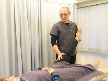 整体カルフの写真/【柔整整復師による施術】身体の癖を見抜き、筋膜や指圧でしっかりと身体の歪みを整えバランスの良い身体へ