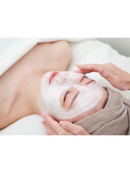 ホウレイ線・たるみ改善！予防ケア