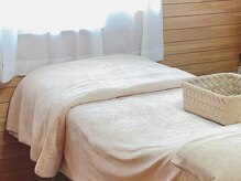 木のぬくもりに包まれた、落ち着く完全個室。