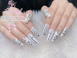 持ち込みデザイン◎つけ放題