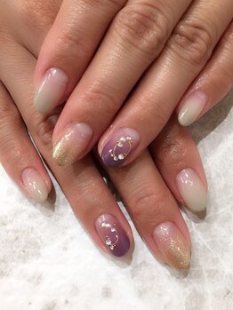 レディグリッター(Lady glitter)/ゴールドパーツ×ストーン