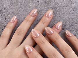 艶々ドットネイル