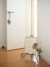 トゥラン(Tulang)/施術部屋のドア