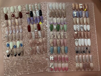 ラッキーネイル(LUCKY NAIL)の写真/豊富なサンプルから理想のデザインを見つける☆初心者も安心の丁寧施術、完全個室でリラックス！！