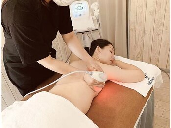 本格中国式リラクゼーション ラクヨウ 関内(Rakuyou)の写真/【大人気!ハイパーナイフ90分痩身★】全身のリンパ詰まりを流して、すっきりサイズダウン!引締めボディに