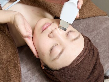 ココミエレ(COCO MIELE)の写真/【黒ずみ毛穴もつるん♪】蒸気×専用美容液で角栓を浮かしだす！プロ厳選の本格毛穴洗浄◎メンズ歓迎