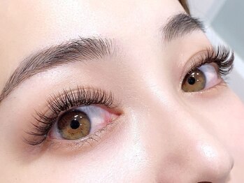 ウル(ule)の写真/【フラットラッシュ100本￥5700～/バインドロック80束￥7500～】アイライン不要で自然にボリューム＆目力UP