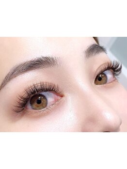 ボリュームのある目元にしたい