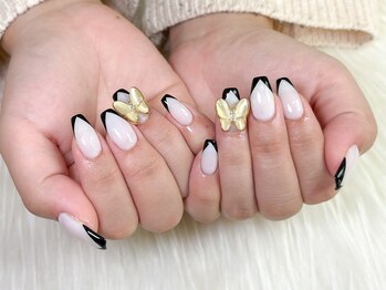 エムネイル(M-Nail)/★綺麗めVフレンチネイル★