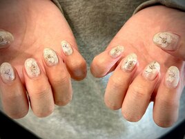 フラワーニュアンスネイル☆
