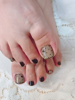 メグ(meg)/ブラックドットネイル7,700円