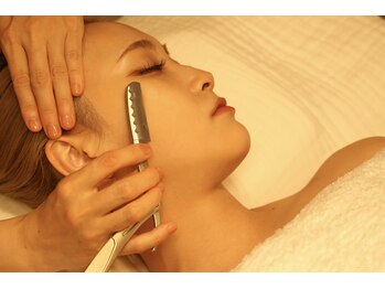 メグ(meg)の写真/【一度でキレイ♪】クレンジングから毛穴洗浄、パック、眉デザインまでこみこみで¥5500!!初めての方にも◎