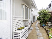 レイリアン(Ray Lien)の雰囲気（建物右横の細い道を進んで頂き、左手アパートの202号室です◎ ）