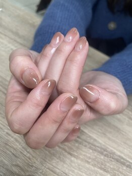 シンプルブラウン