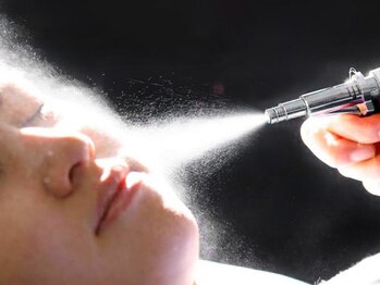 ロエヴェ(ROEWE)の写真/ピーリングでも改善しなかった方!繰り返すニキビを改善!肌を｢変える/守る/育てる｣独自技術で本気の肌質改善