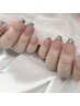《hand》シンプルだけど華やかにしたい方におすすめ！　ガラスフレンチnail