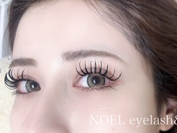 ノエル(NOEL)の写真/さらにモチUP×アイラインを引いたような濃さが特徴のフラットラッシュ。自然な付け心地で理想の濃さに！
