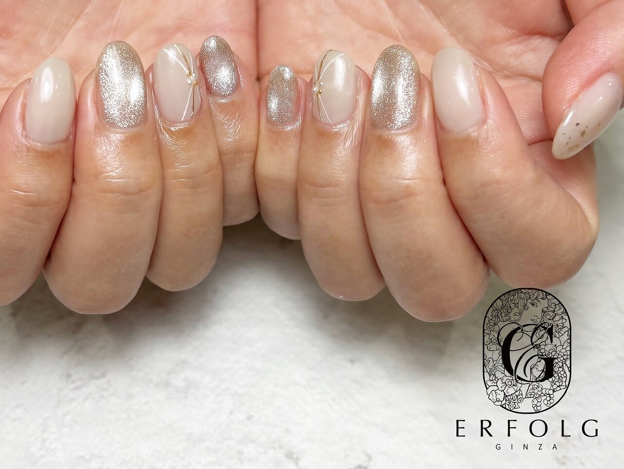 2026年冬トレンド】ホワイト ワンカラーのネイルデザイン集｜人気順