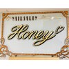 ハニー(HONEY)のお店ロゴ