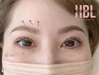 アマリリス(Amaryllis)/ハリウッドブロウリフト(HBL)