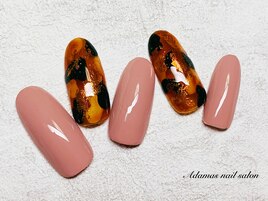 奥行き感アニマル風ネイル