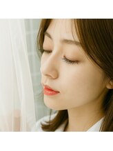 お顔の印象の8割を決める眉毛を整えるアイブロウメニュー!プロにお任せで、美しく好印象な眉毛を栗東で♪