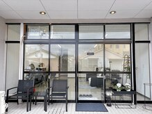 ラッシュアンド(lash and)の雰囲気（駐車場は店舗前(2台)になります。他店への駐車NG）