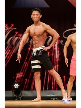 ナンバー ワン(Number One)/林佳士トレーナー