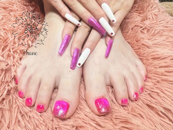ブラン(Blanc)/ピンクネイル